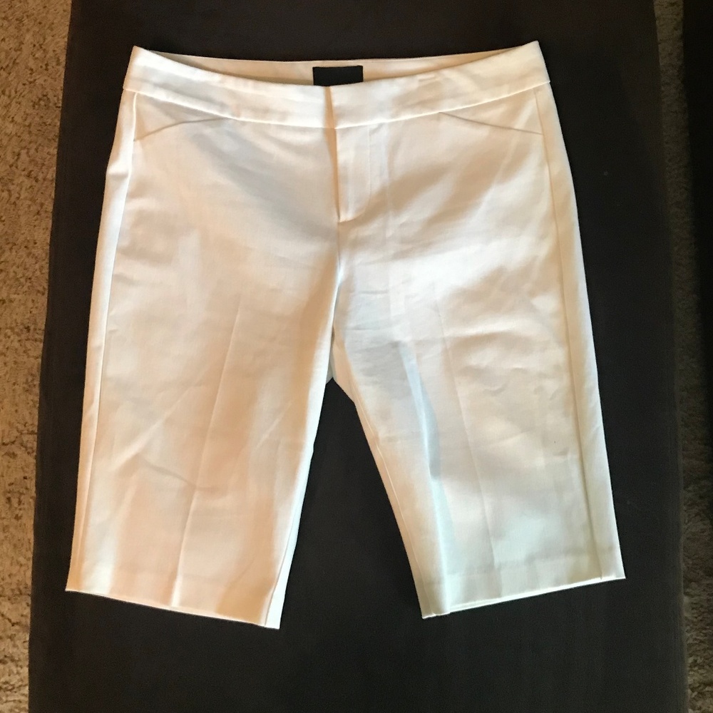 Cynthia Rowley Bermuda Shorts - Size 8